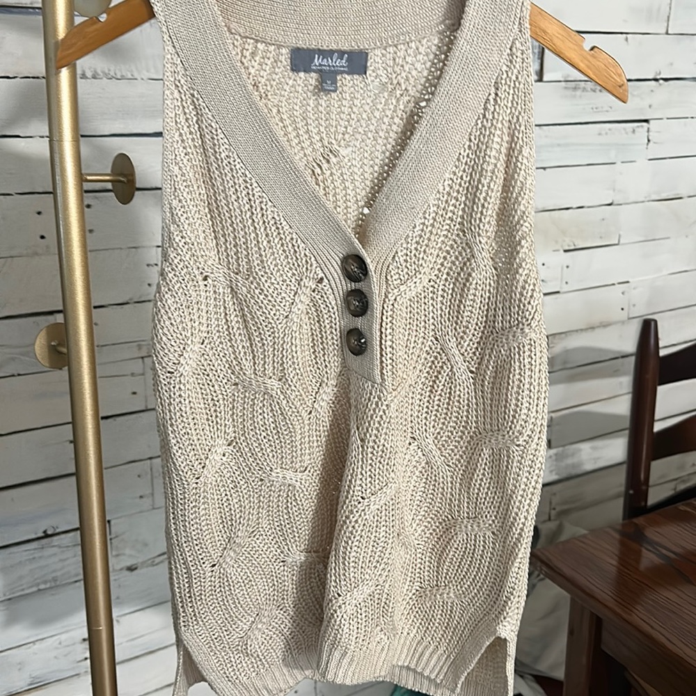 Sweater Vest